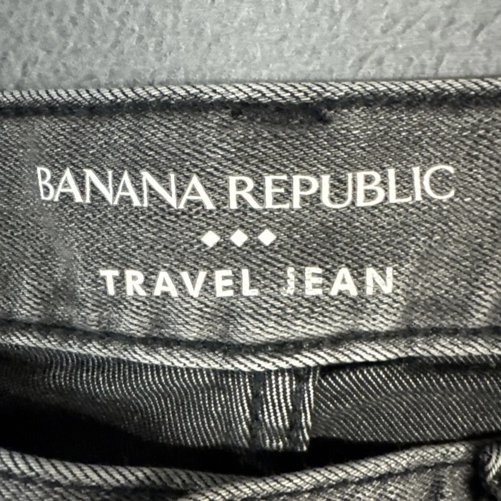 Banana Republic Jeans Mens 31x30 (Fits 31x28) Gray Travel Athletic Fit Denim